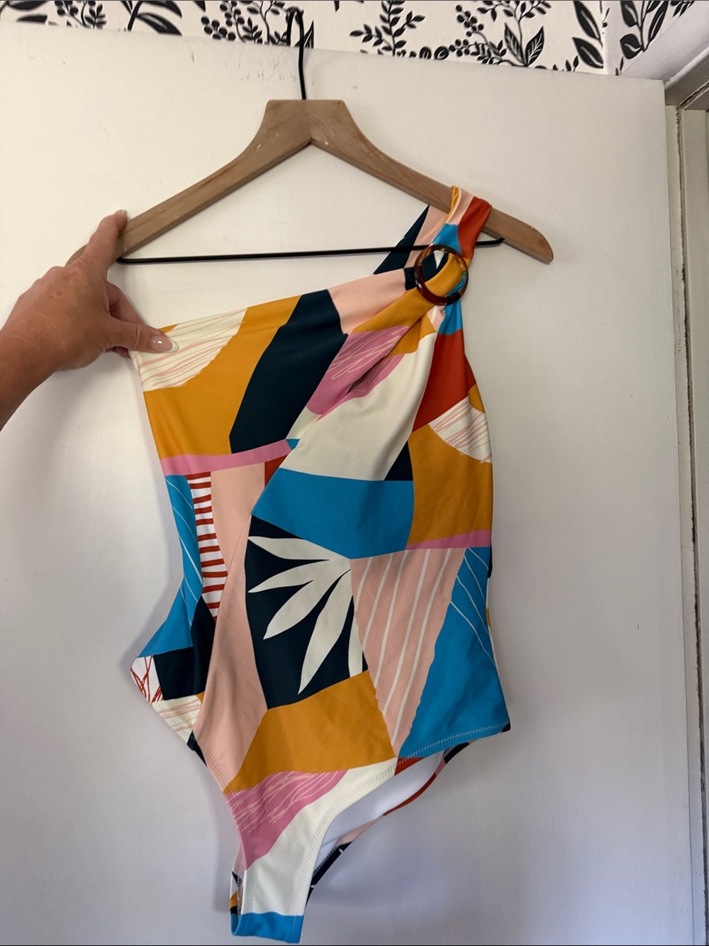 One-Shoulder Multicolor Graphic Print One-Piece Swimsuit - Picture 1 of 2